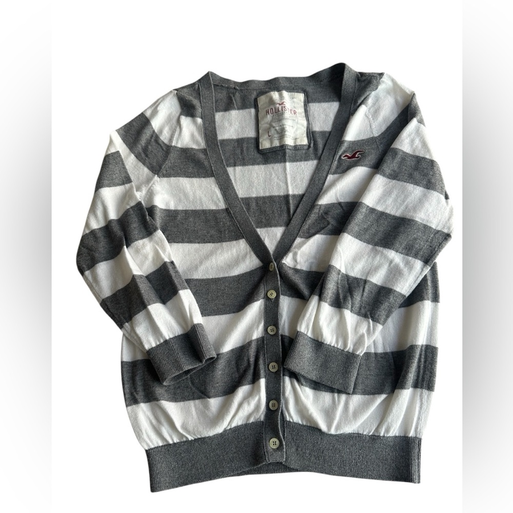 Y2K Hollister Gray and‎ White Striped V-Neck Button Cardigan Size Large Preppy